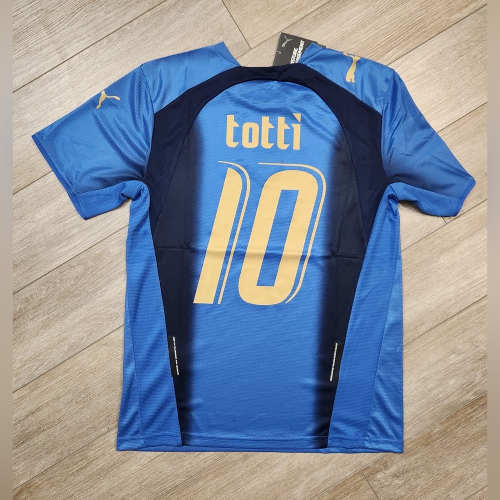 Italy Retro WorldCup 2006 Totti 10